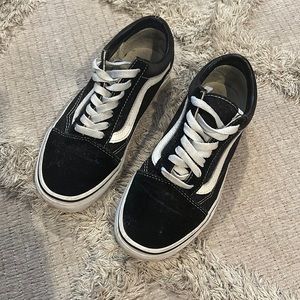 Vans size 6 women and 4.5 men